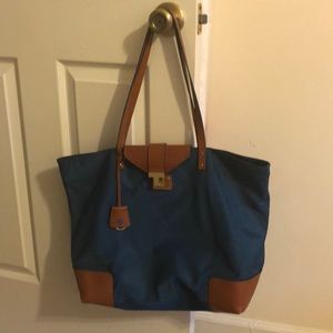 Tory Burch purse17”w.13”h. 11”strap